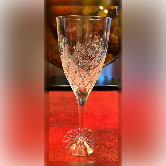 Unbranded Other - Cut to Clear Crystal Champagne/Wine Glass Single-Featuring Star….